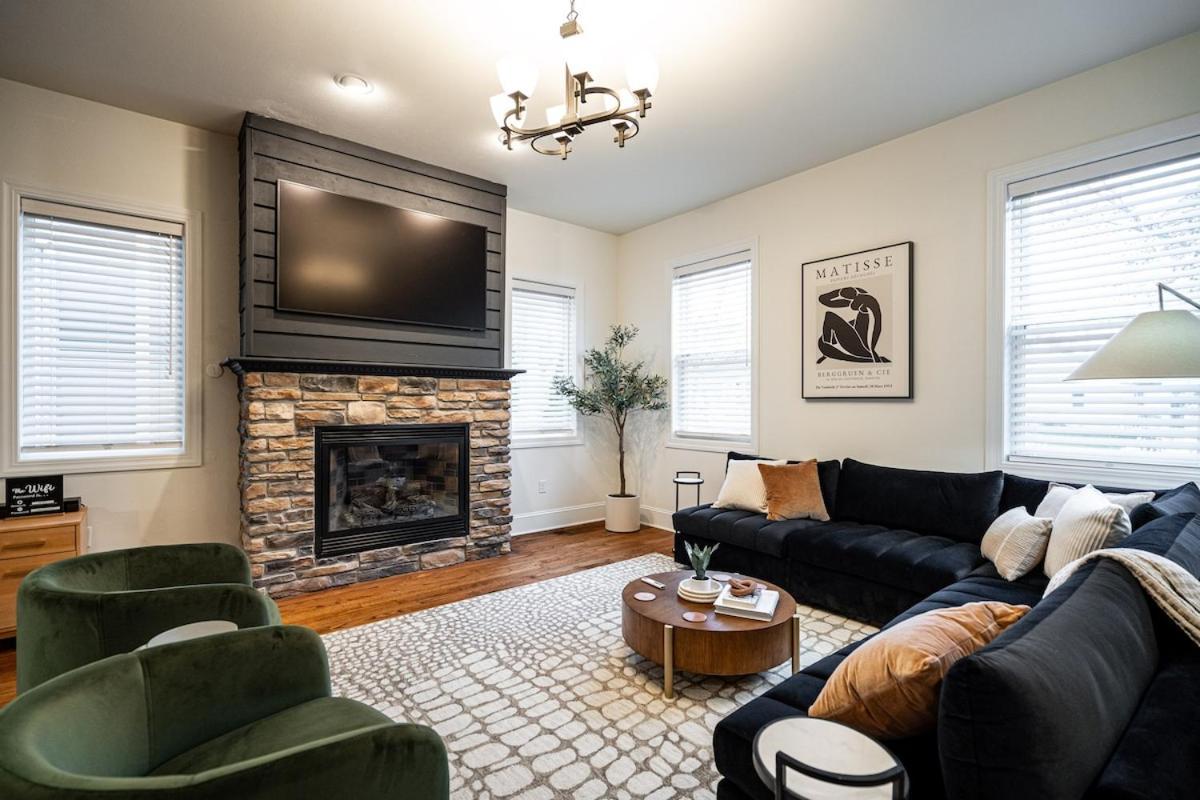 Holiday home 1mile To Dt Rooftop Deck Gym Fireplace *