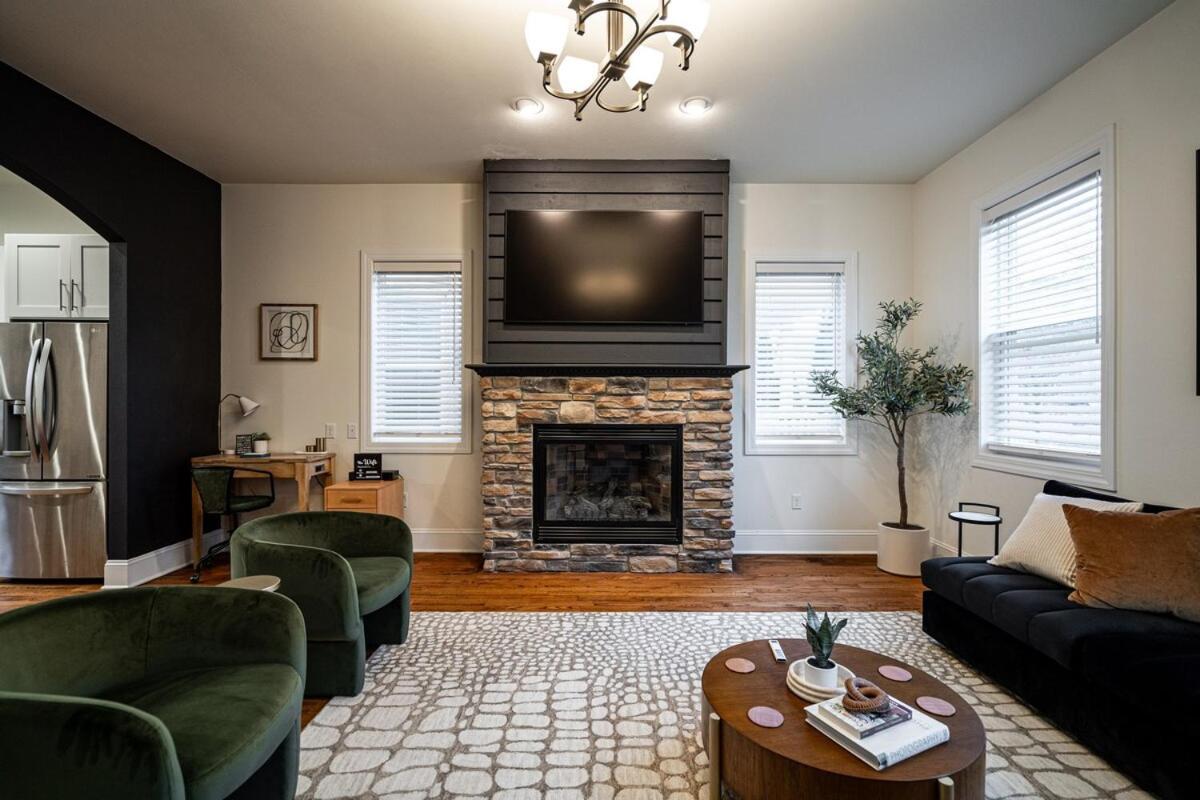 Holiday home 1mile To Dt Rooftop Deck Gym Fireplace *