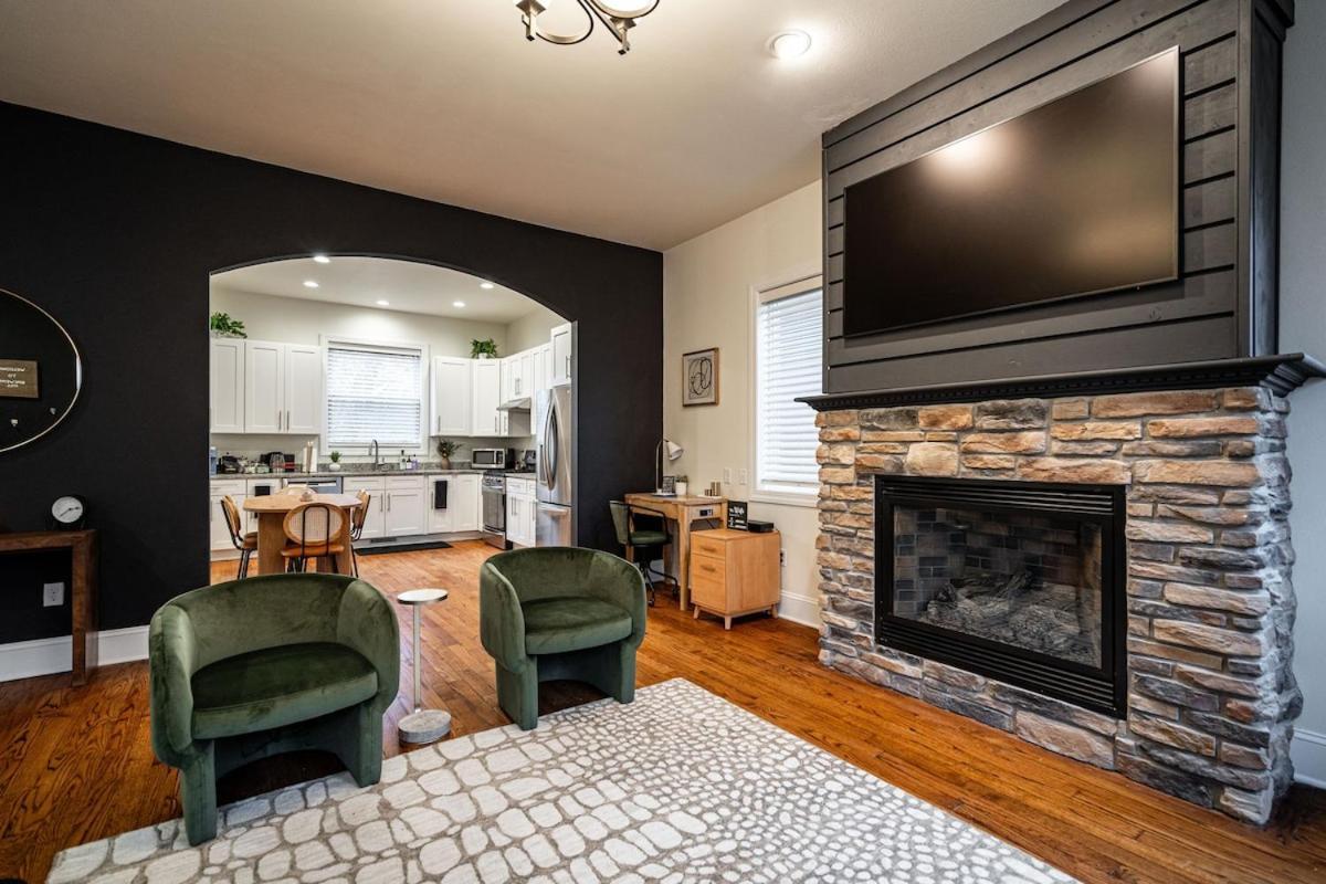 1mile To Dt Rooftop Deck Gym Fireplace * Milwaukee