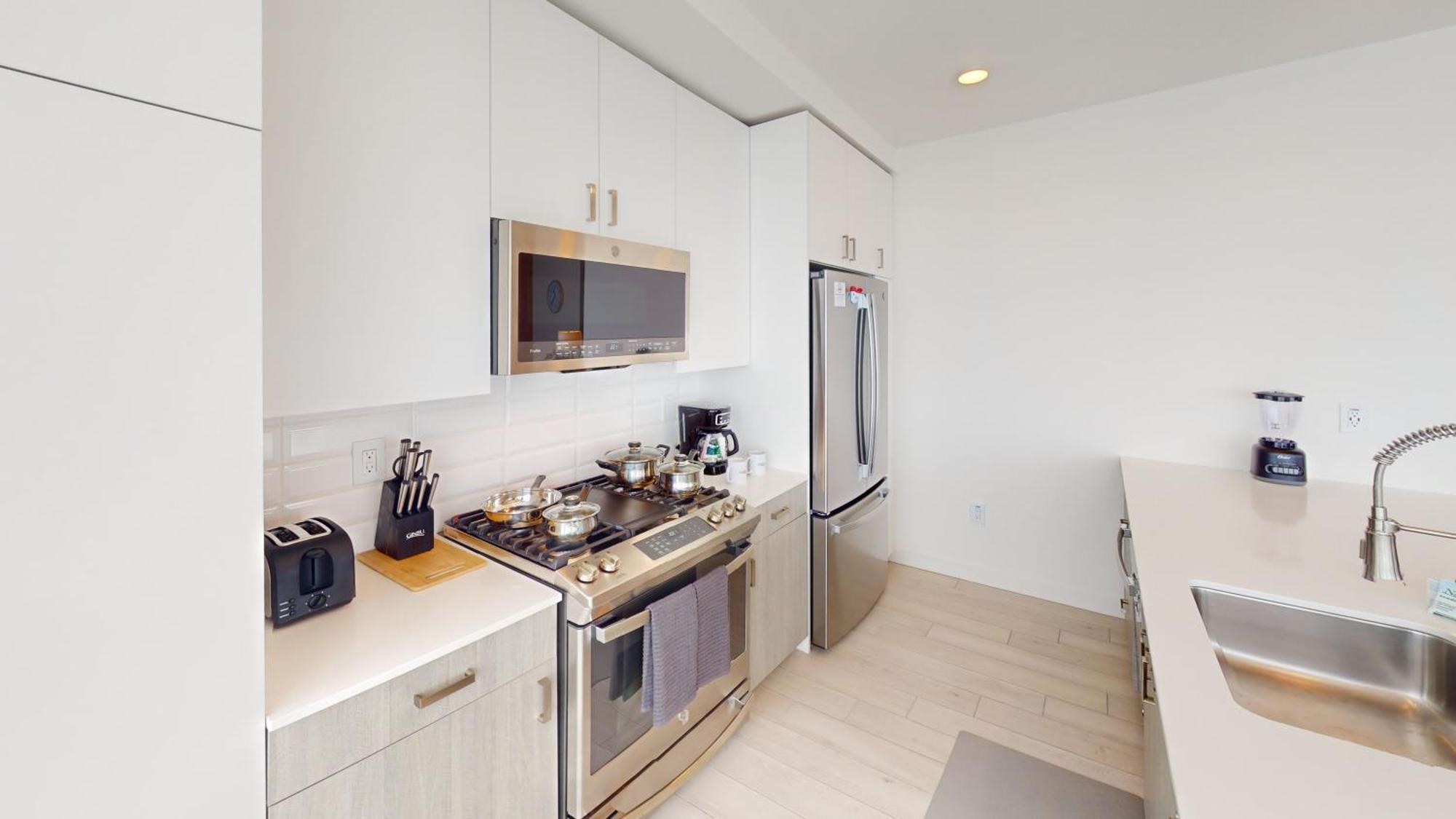 - Ascent Apartment Milwaukee