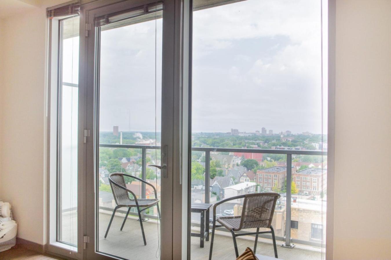 Apartment Flexhome East Side 1br Ur11 - Near Brady With Gym And Balcony *