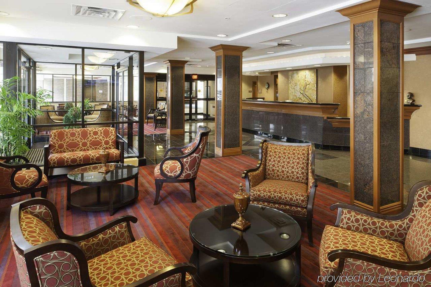 Doubletree By Hilton Downtown Hotel Milwaukee