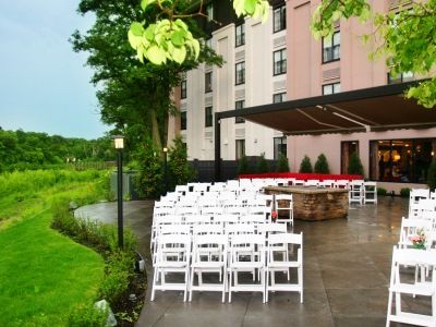 Riverfront By Ihg Hotel