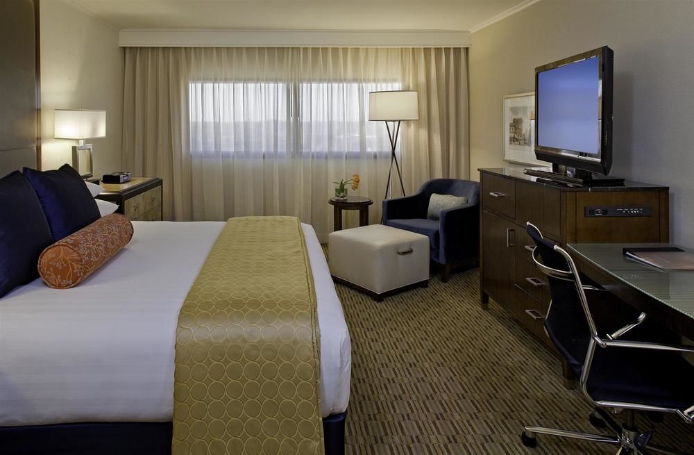Hyatt Regency Hotel Milwaukee
