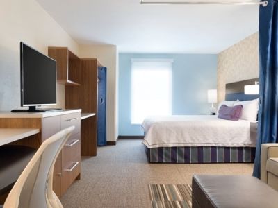 Home2 By Hilton Airport Hotel Milwaukee