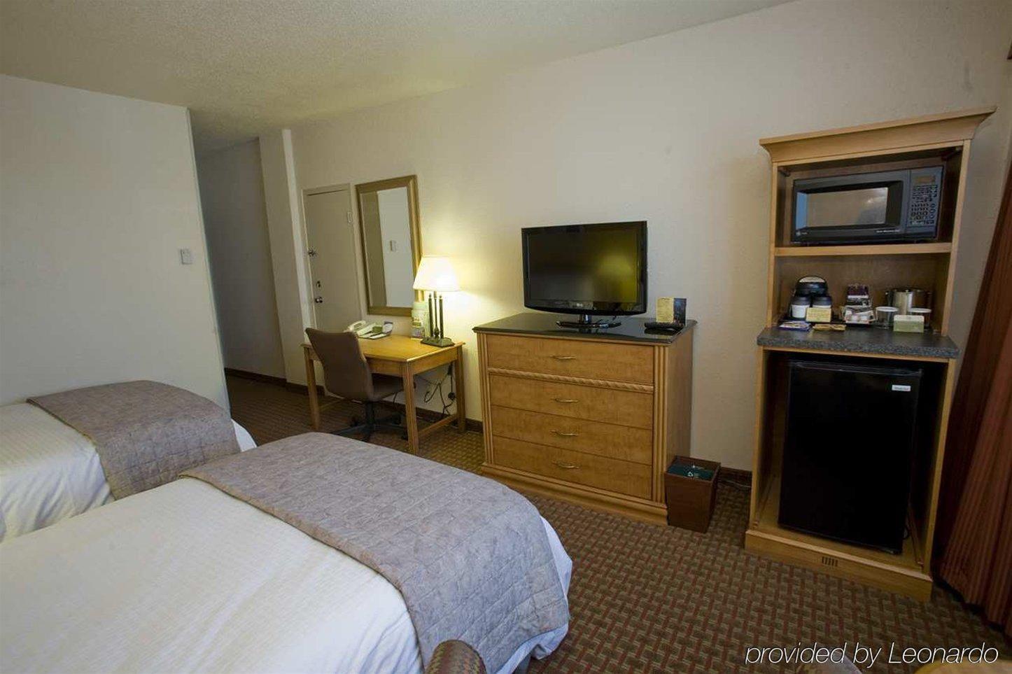 Doubletree By Hilton Downtown Hotel