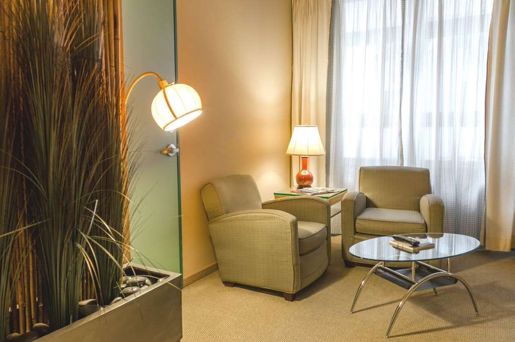 Hotel Metro, Autograph Collection 4*