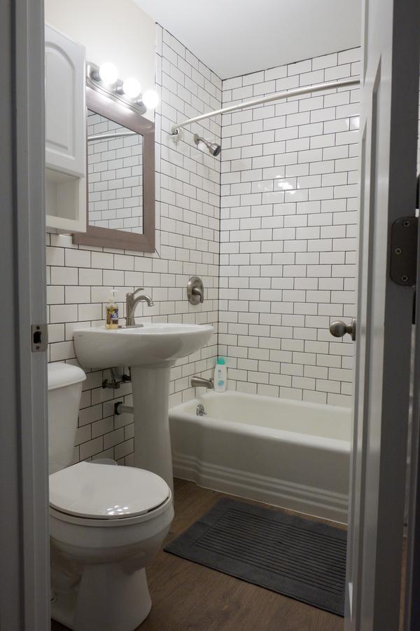 Apartment 1 Bedroom Apt Near Marquette University *