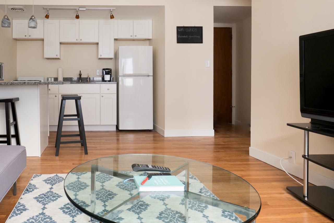 1 Bedroom Apt Near Marquette University