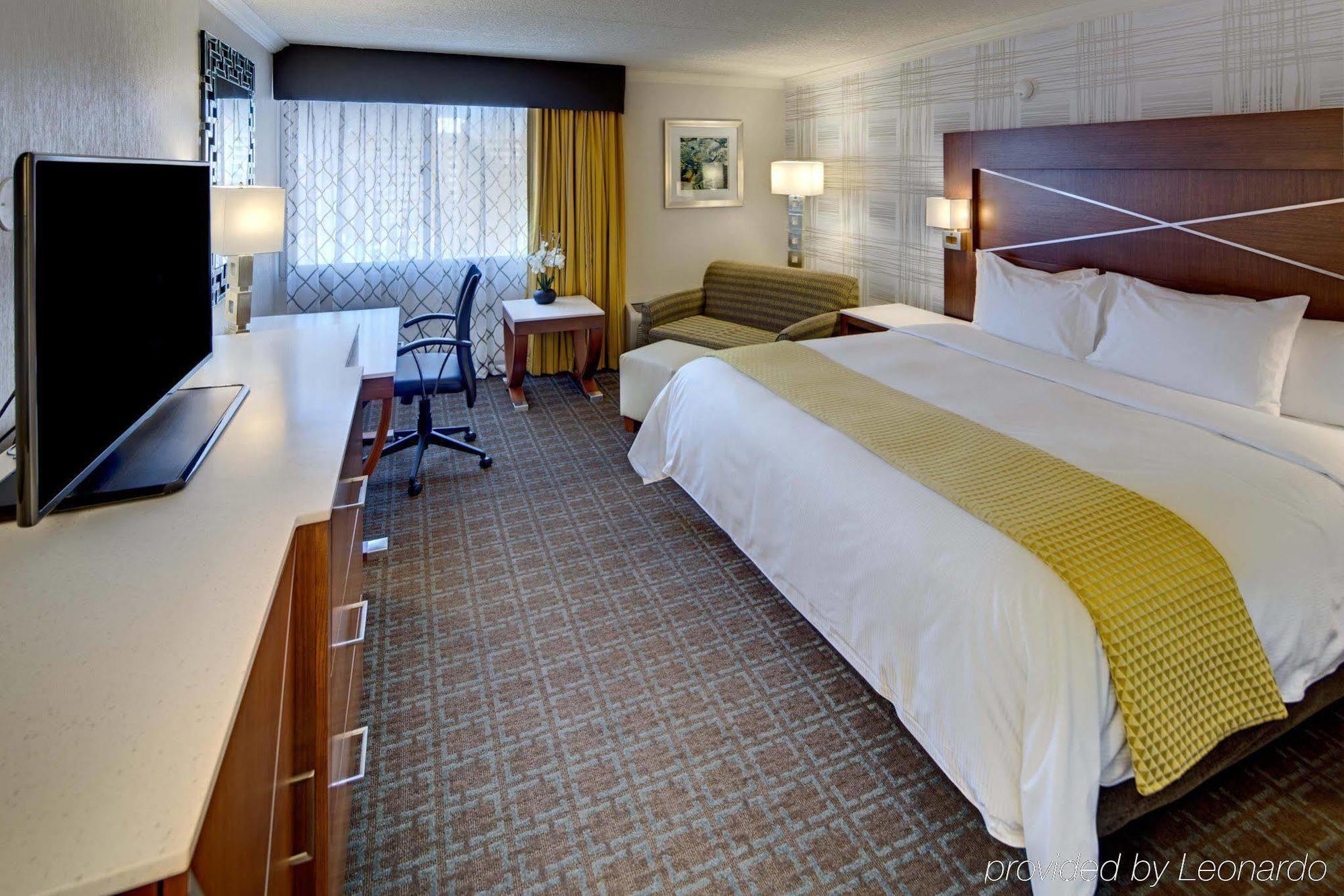 Hotel Doubletree By Hilton Downtown Milwaukee