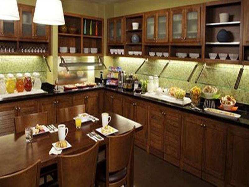 Hotel Comfort West 4*