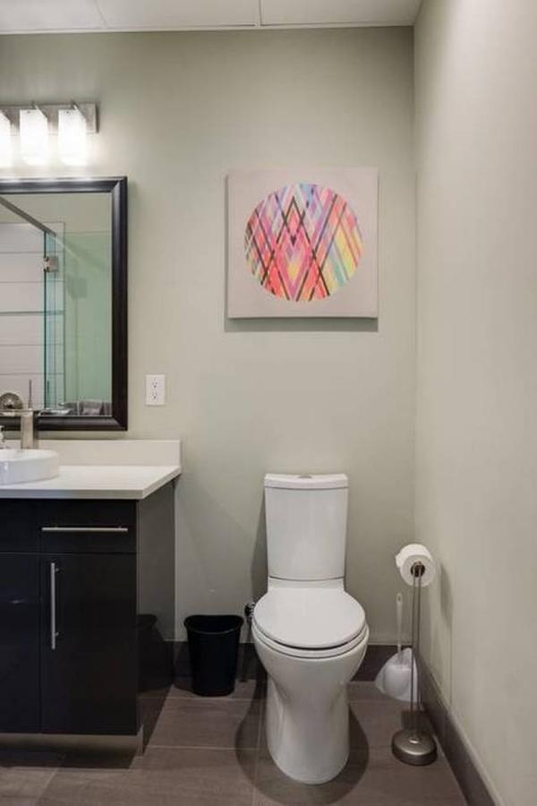 Apartment Penthouse Apt In Heart Of Downtown *