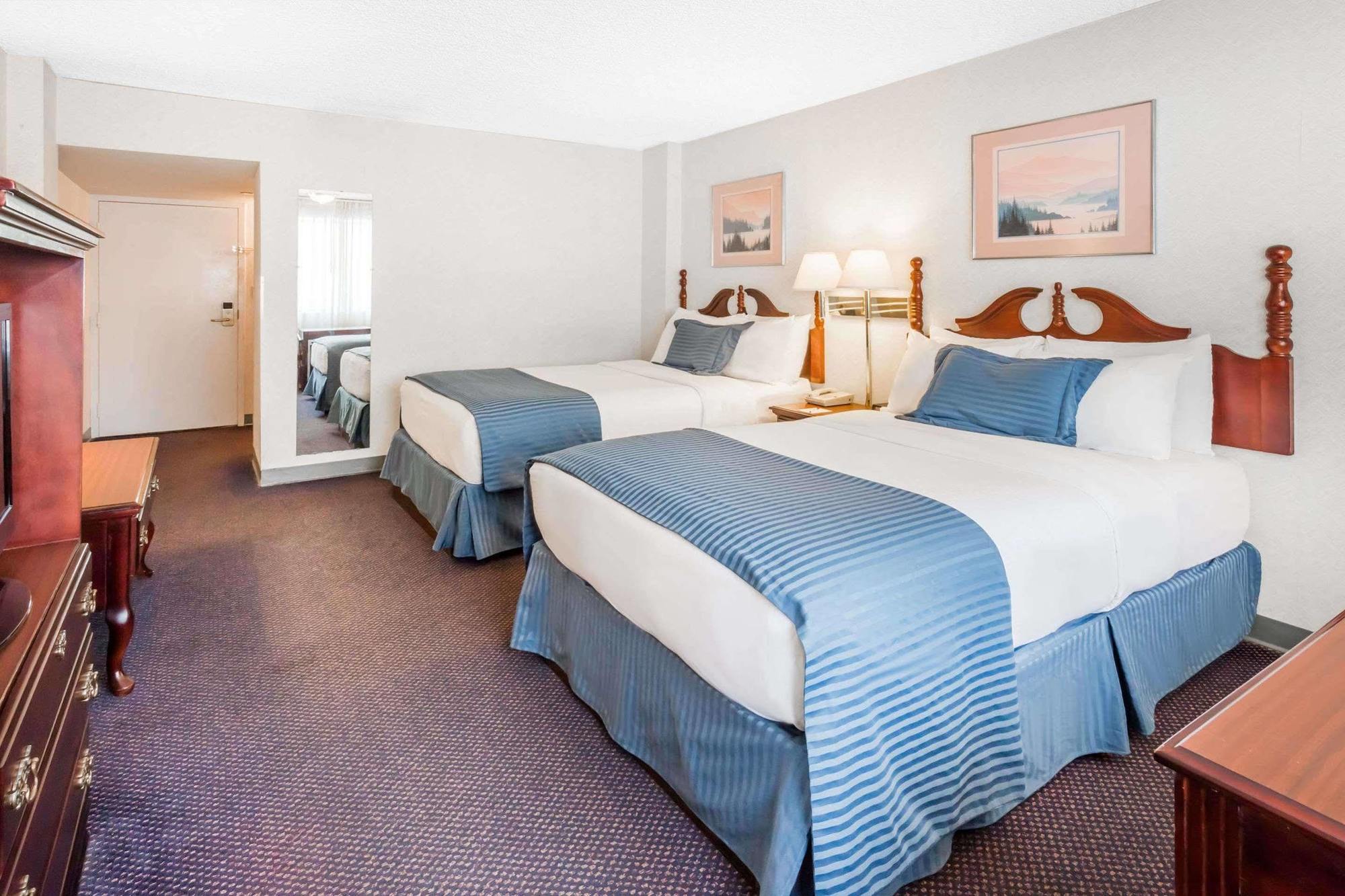 Hotel Center 3*