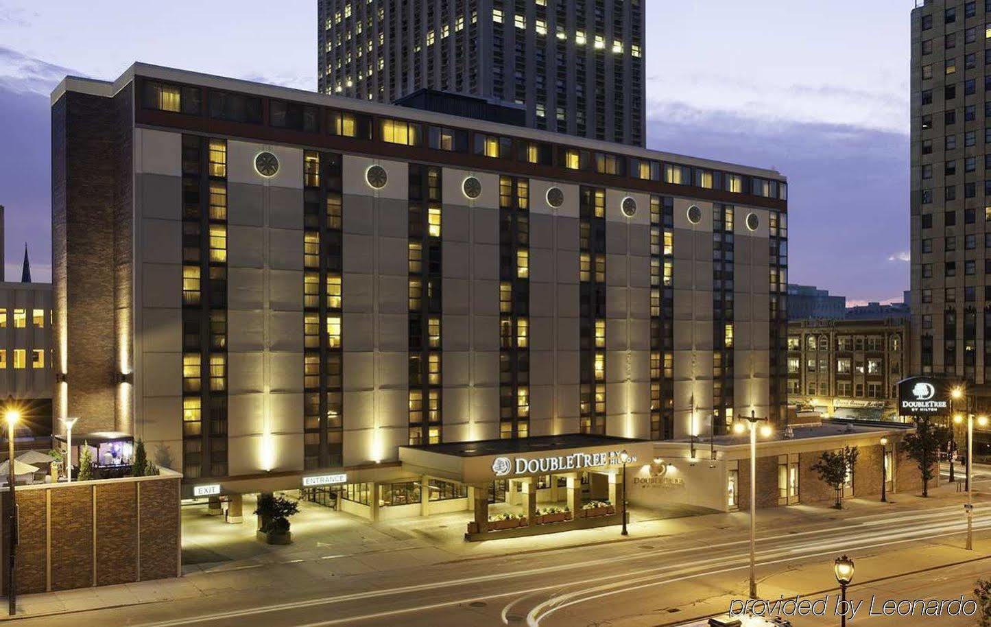 Doubletree By Hilton Downtown Hotel 4*