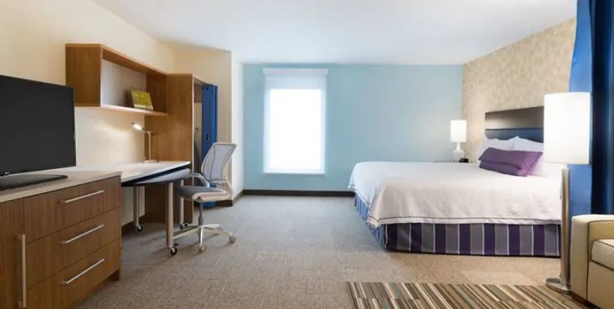 Home2 By Hilton Airport Hotel Milwaukee
