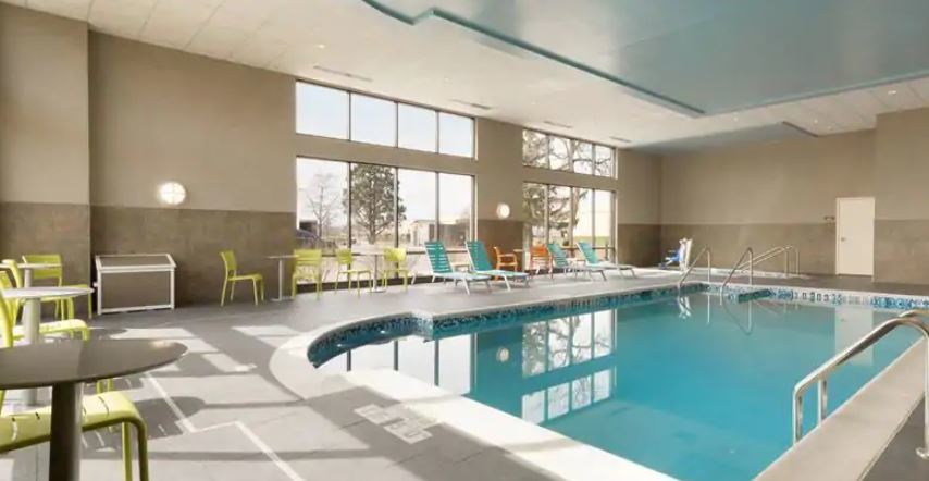 Home2 By Hilton Airport 3* Milwaukee
