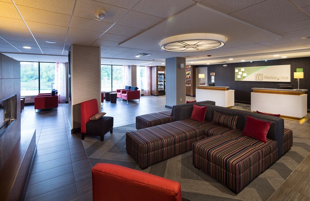 Riverfront By Ihg Hotel