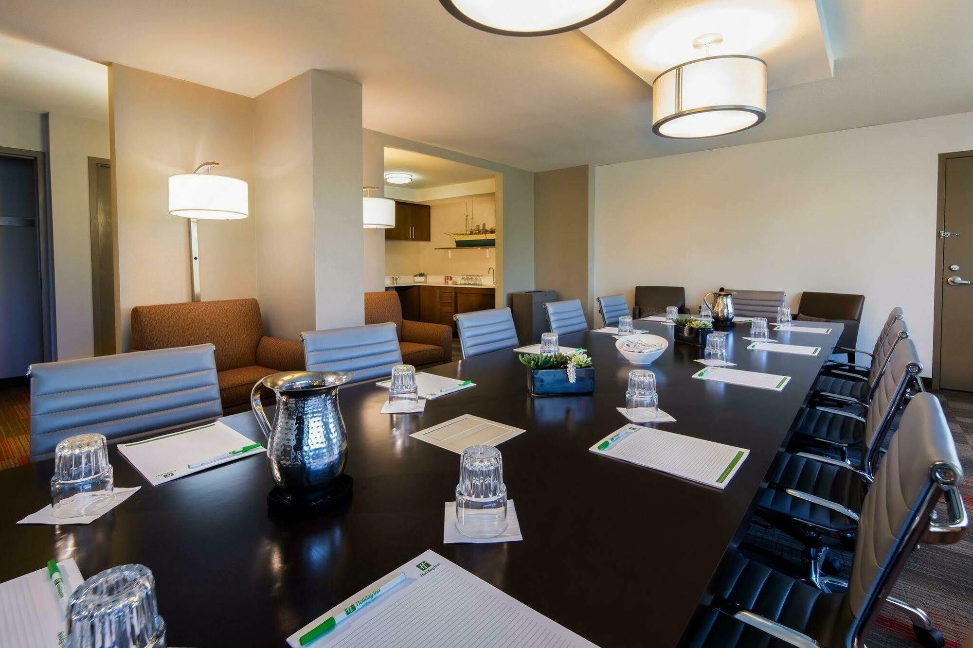 Riverfront By Ihg 3* Milwaukee