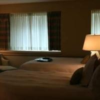 Hampton & Downtown Hotel