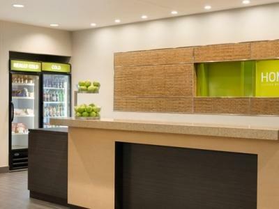 Home2 By Hilton Airport 3*