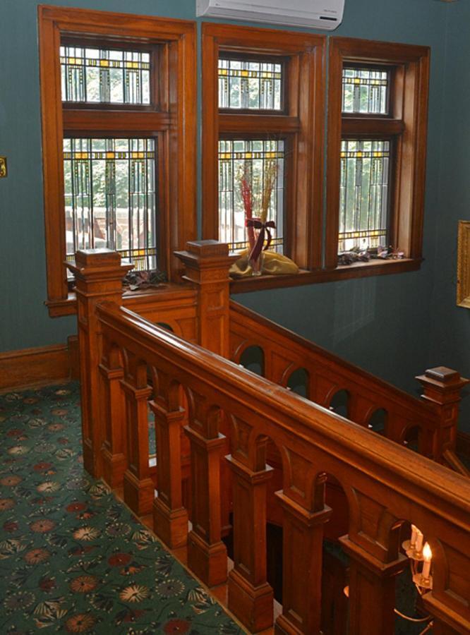 Brumder Mansion * Milwaukee