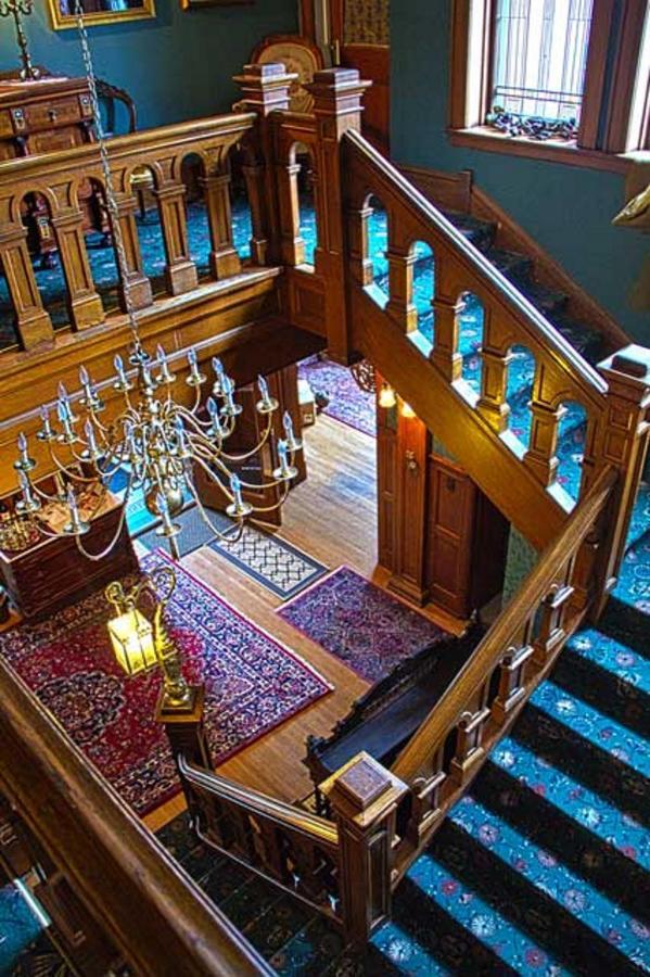 Brumder Mansion * Milwaukee