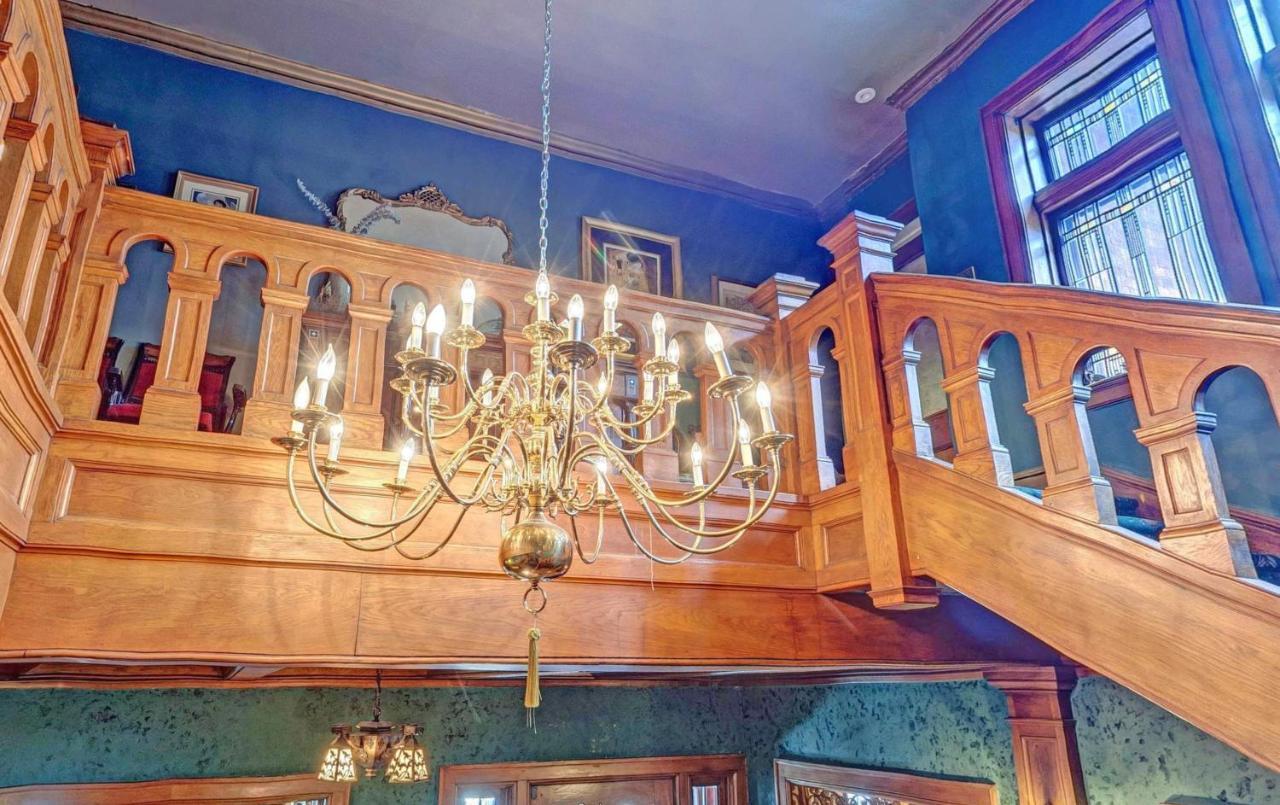 Brumder Mansion Bed & Breakfast